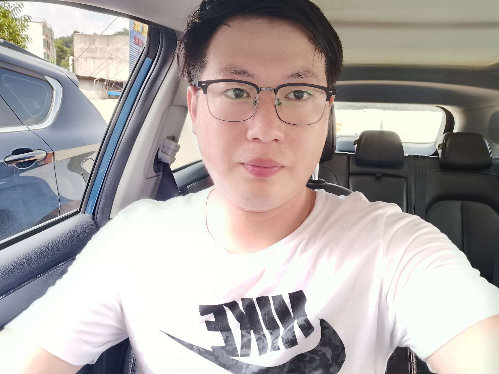 用户头像_省省回头车